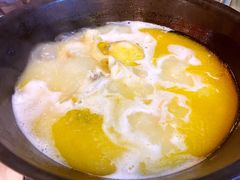 -鲜入围煮花胶鸡海鲜火锅