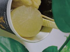 -全家便利店(莲花池东路店)