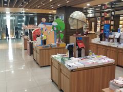 -新华书店(沙坪坝书城店)