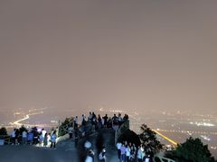 -鬼笑石后山停车场