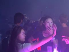 -V AMUSING CLUB·酒吧(银河中心店)