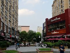 -风度国际生活广场-停车场