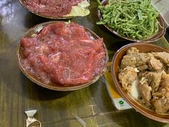 -黄潇洒老火锅(九眼桥宏济巷店)