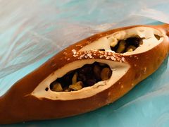 核桃红豆碱水-Dough&Joe团憩(瑞虹天地月亮湾店)