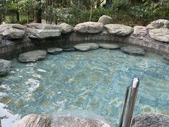 -英德宝晶宫天鹅湖茶语温泉