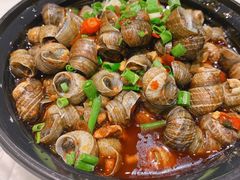 -鱿遍天下·20年夜宵地标大排档(东风路店)