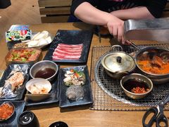 -鑫釜山海鲜烧烤(鑫丰国际店)