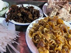 -鱼窝棚柴火铁锅炖(富山屯店)