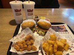-The Habit Burger Grill 哈比特汉堡(复兴soho店)