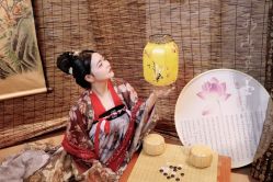 -汉仪华裳汉服馆(打浦桥店)