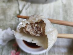 特色鲜肉小笼汤包-笑云开汤包店(网巾市店)