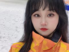 -乔波室内滑雪场