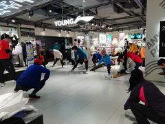 -李宁(大宁国际旗舰店)