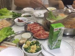 -尚品海鲜肥牛自助火锅(湖明店)