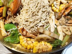 -臻鲜燕海鲜融合餐厅(金陵style店)