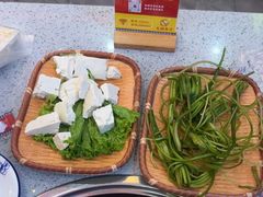 -阿婆情腊排骨火锅(金虹路店)