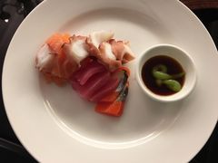 -圣丰索菲特·2 On 988 Café 自助餐厅