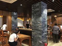 大堂-亮亮面馆(经六路店)
