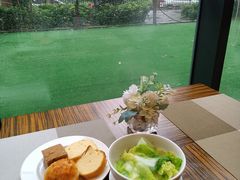 -海南新燕泰大酒店·早午自助餐丹利朗西餐厅