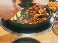-肥肥虾庄·金牌油焖大虾(杨园滨江时代walk店)