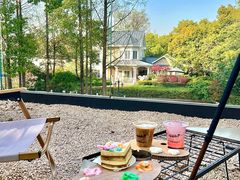 -J Create城市露营咖啡·简餐·宠物(上海动物园店)