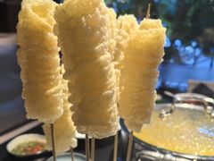 -鲜入唯煮·港式海鲜牛肉火锅(金宝街店)
