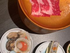 -牛YO寿喜烧·铁板烧和牛火锅自助(市府恒隆店)
