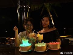 -Sunset Bar(丹绒亚路香格里拉店)