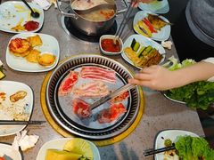 -金滏山·烤肉海鲜火锅自助(襄阳万达店)