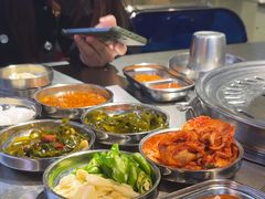 -哈哈碳都·牛肋条无限自助烤肉(宝龙店)