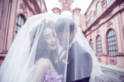 欧美时尚-巴黎婚纱摄影工作室