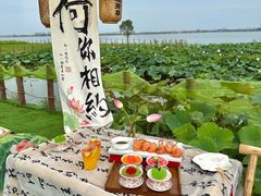 -七的湖·晚芳亭·阳澄湖农家菜·大闸蟹(莲花岛店)