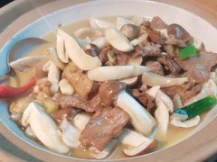 汤烧鲜松茸-老灶房-四川土菜(开元店)