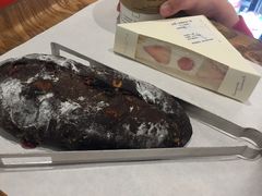 -巴黎贝甜(大宁国际商业广场店)