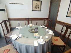 -德彪酒馆围炉串串