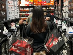 -首创奥特莱斯(西安店)