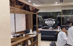 -MARTIN'S BARBER SHOP男士理发馆