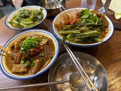 -CowCow其其·牛杂咖啡公司(六运店)