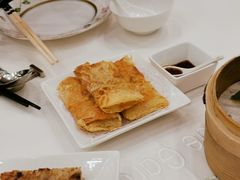 煎鲜虾腐皮卷-翠园(北京王府中环店)