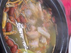 -花苑美食横琴生蚝火锅(拱北粤华路店)