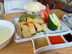 -峇峇娘马来西亚餐厅(望京SOHO店)