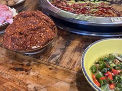 -岗上渣渣老火锅(两路口店)