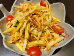 -大头虾越式风味餐厅(光明广场店)