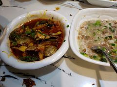 -凤凰路何眼镜香辣蟹(花果园店)