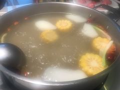 养生原汤锅-俏牛哥鲜牛肉牛肆馆(重庆天地店)