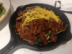 黑金干炒牛河-食大利香港茶餐厅(南亚风情第一城店)