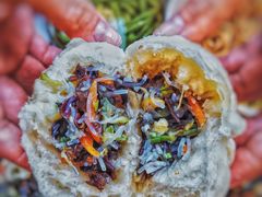 -李与白包子铺(桐梓林店)