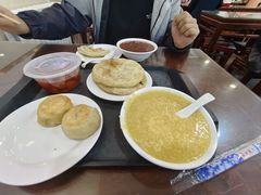 -聚德华天护国寺小吃(甜水园店)