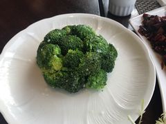 -蜈支洲岛珊瑚酒店临海阁中餐厅
