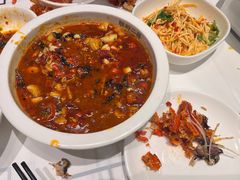 -靓虾二哥长沙地标小龙虾(五一广场店)